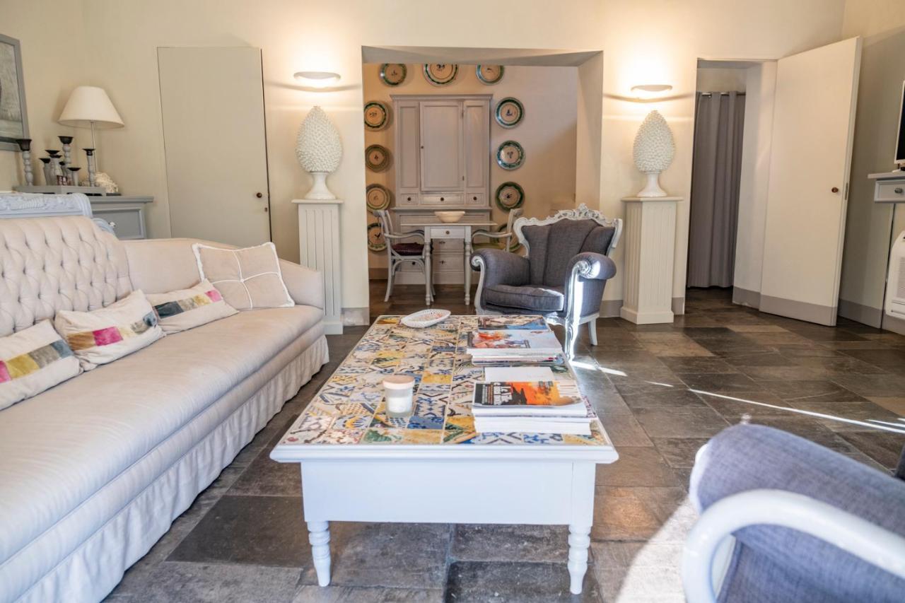 Jasmine Modica Luxury House Apartment ภายนอก รูปภาพ
